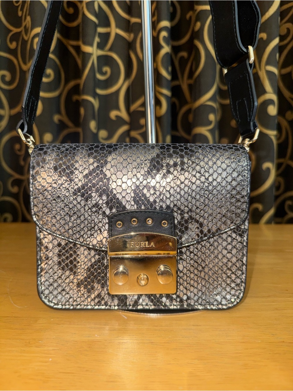 Furla Metropolis Mini Snake-Embossed Leather Crossbody Bag 💎 pristine